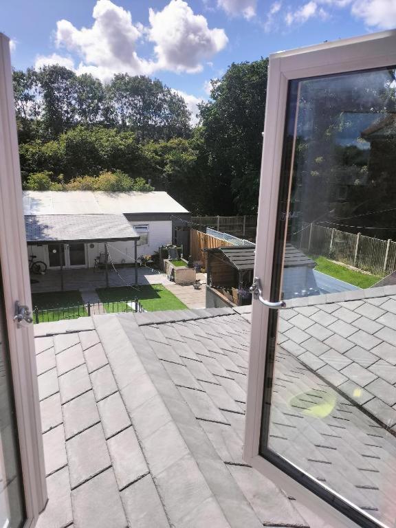 Accomadation Wrexham Zewnętrze zdjęcie